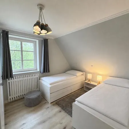 بيت للعطل Reetdachhaus Vesterhav